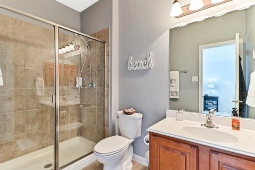 22-4645 Penelope Ln-22.jpg